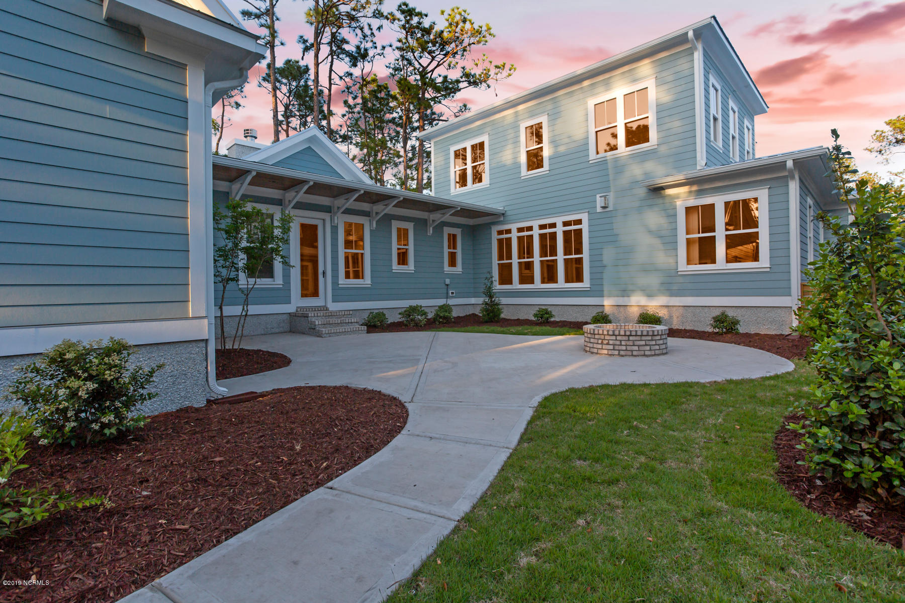 1000 Midnight Channel Road Wilmington, NC 28403 - Photo 2 of 55 7N4A6395-r