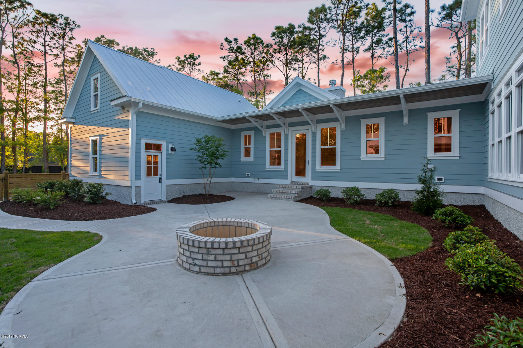 1000 Midnight Channel Road Wilmington, NC 28403 - Photo 3 of 55 7N4A6388-r