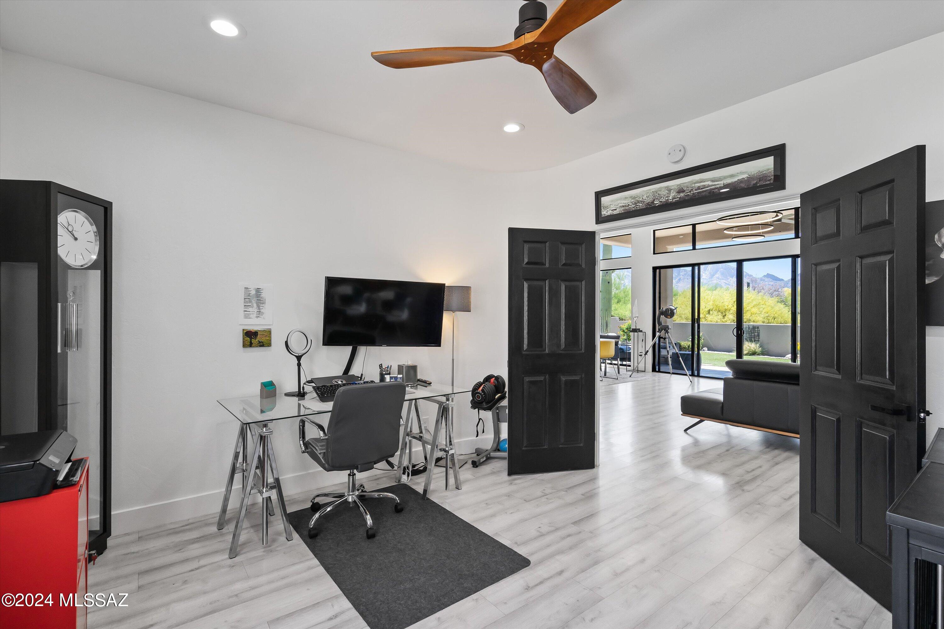 12456 North Piping Rock Road Oro Valley, AZ 85755 - Photo 34 of 46