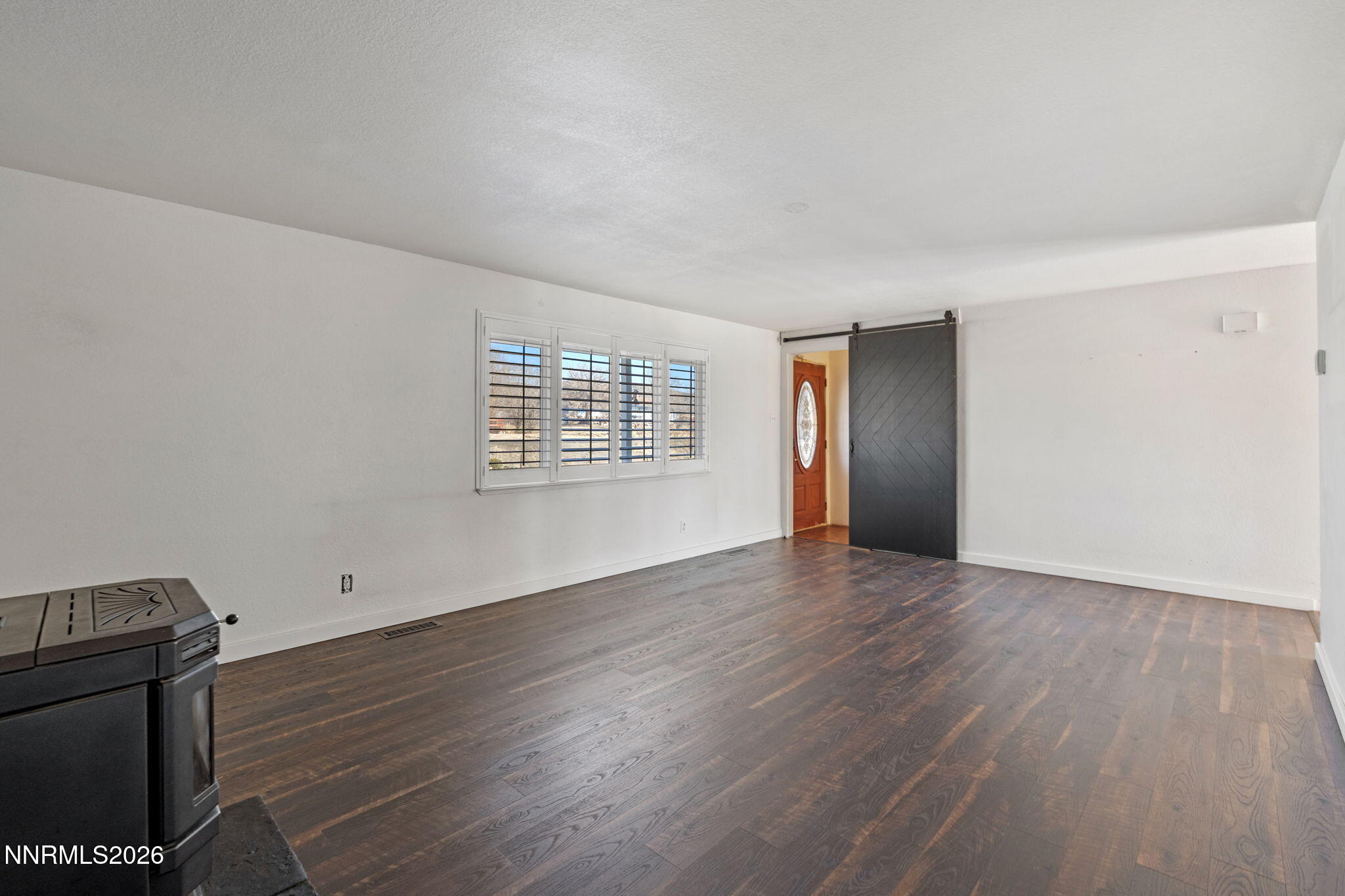 11630 Fir Drive Reno, NV 89506 - Photo 2 of 34 Living Room