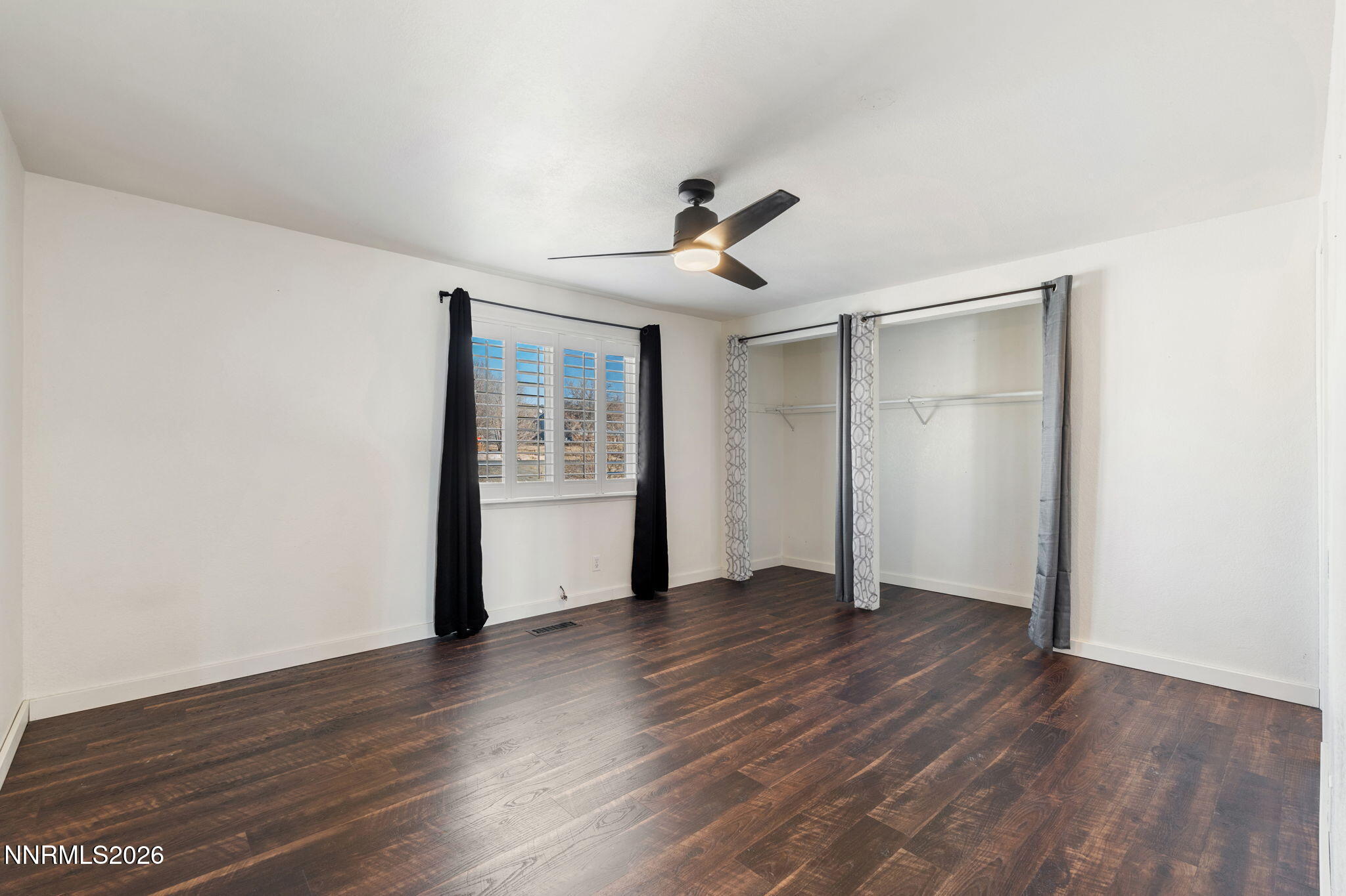 11630 Fir Drive Reno, NV 89506 - Photo 10 of 34 Primary Bedroom