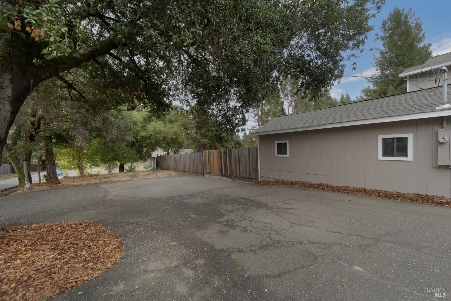 8061 Elphick Road Sebastopol, CA 95472 - Photo 43 of 52 Gallery Image 43
