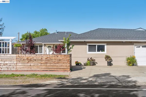 $1,280,000 | 417 Maitland Drive, Alameda, CA 94502