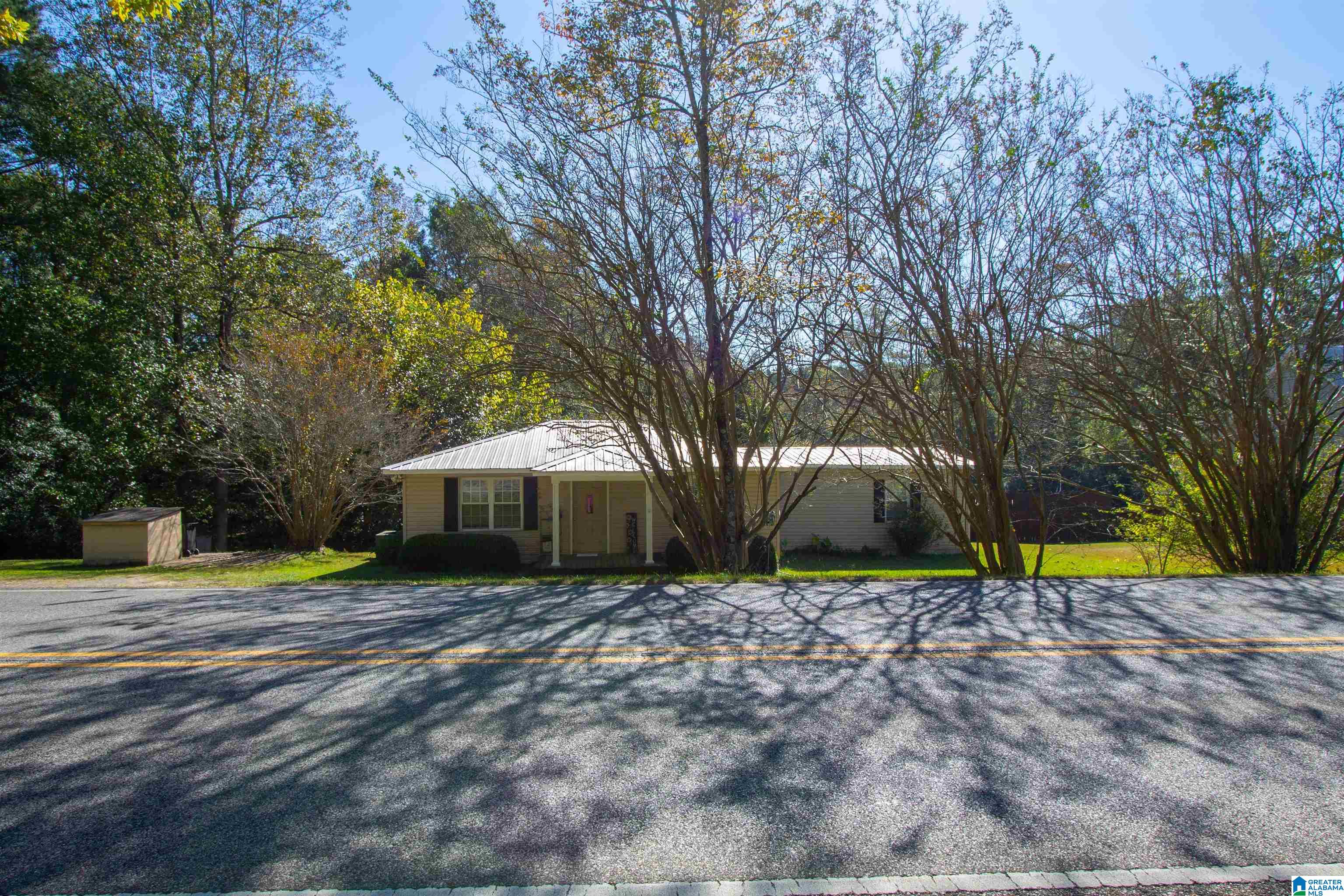 2106 Warrior Jasper Road Warrior, AL 35180 - Photo 2 of 38 Gallery Image 2