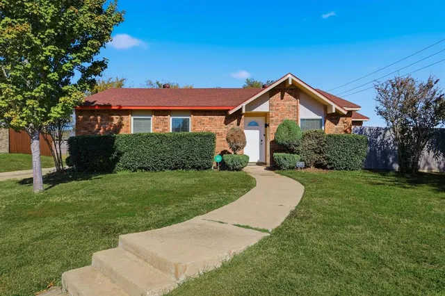 $349,000 | 5016 Wheeler Circle, The Colony, TX 75056