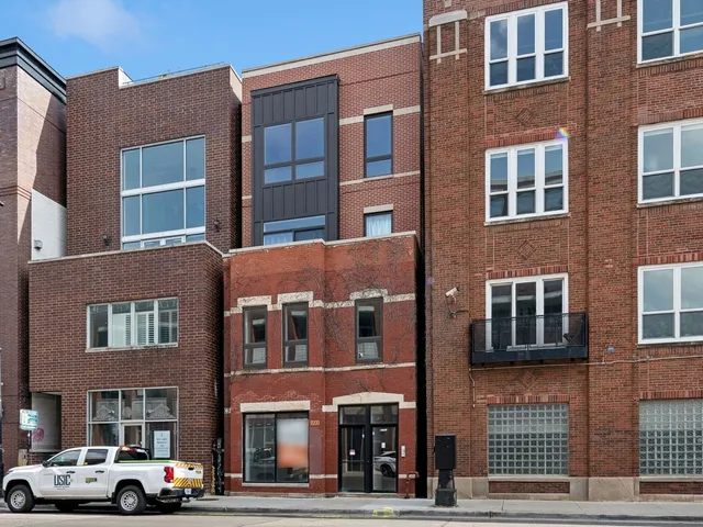 $549,900 | 1723 West North Avenue, Unit 1, Chicago, IL 60622