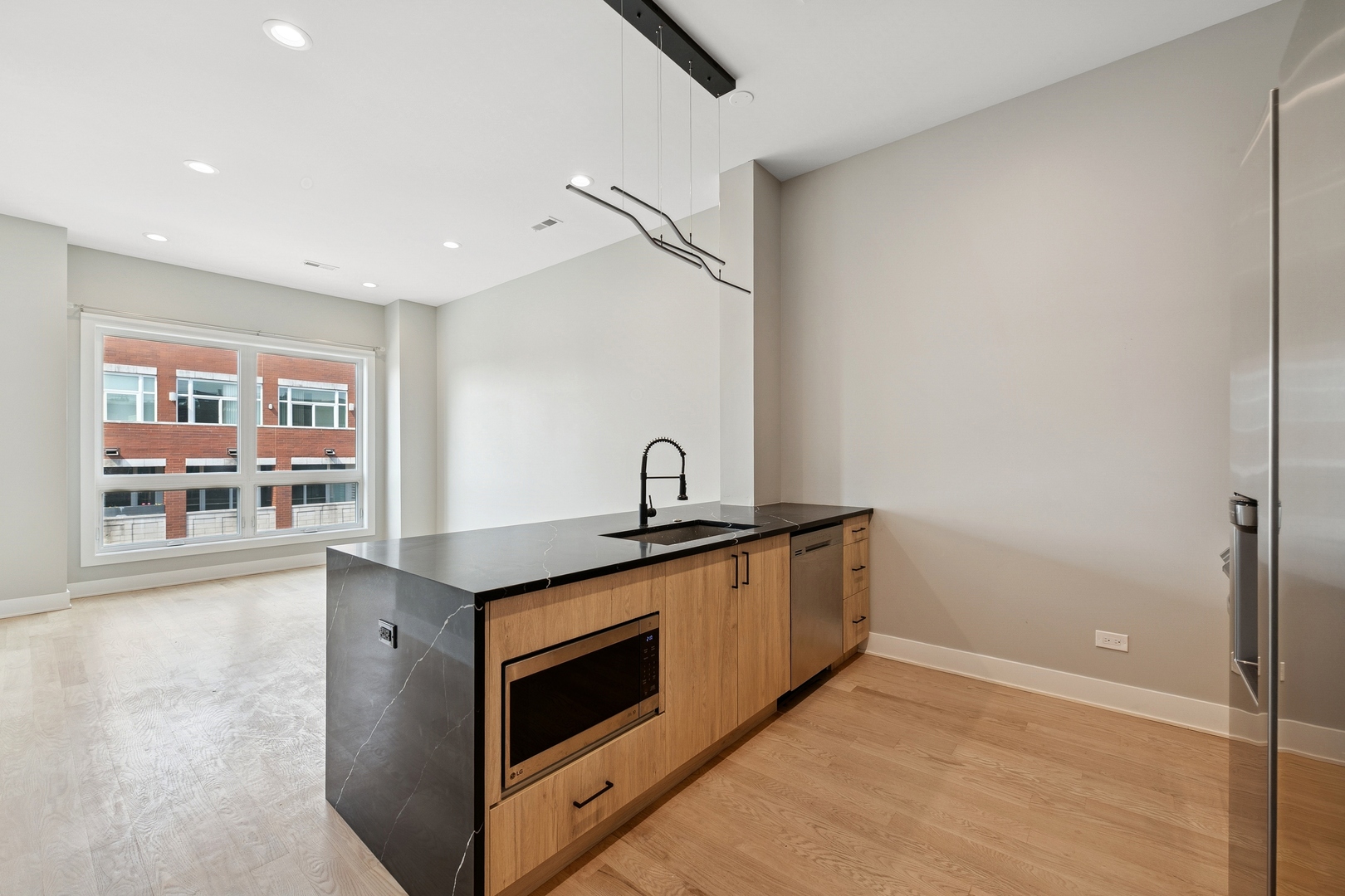 1723 West North Avenue, Unit 1 Chicago, IL 60622 - Photo 4 of 11