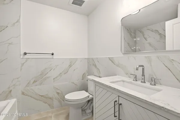 $1,944,444 | 109 Legacy Court, Lakewood, NJ 08701