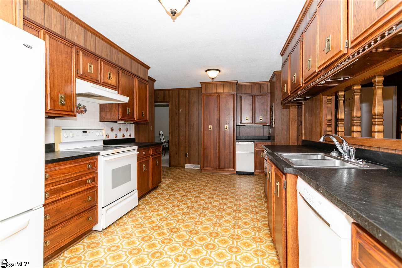 157 Fruit Mountain Road Easley, SC 29640 - Photo 21 of 35