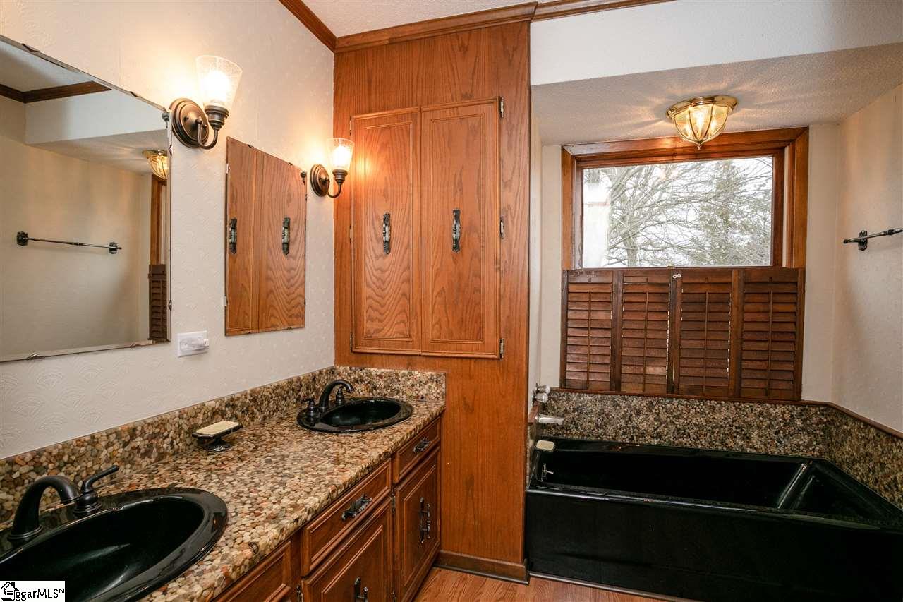 157 Fruit Mountain Road Easley, SC 29640 - Photo 31 of 35