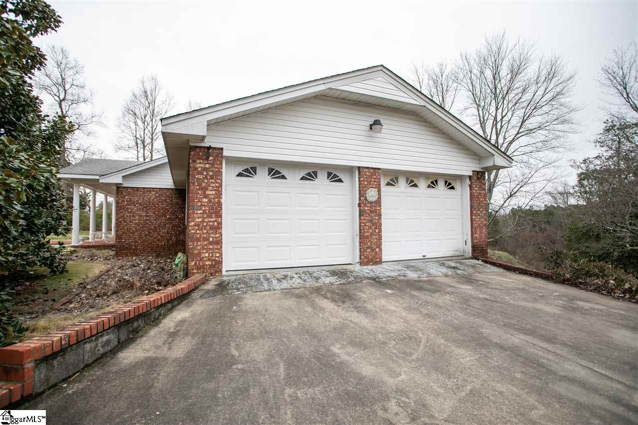 157 Fruit Mountain Road Easley, SC 29640 - Photo 5 of 35