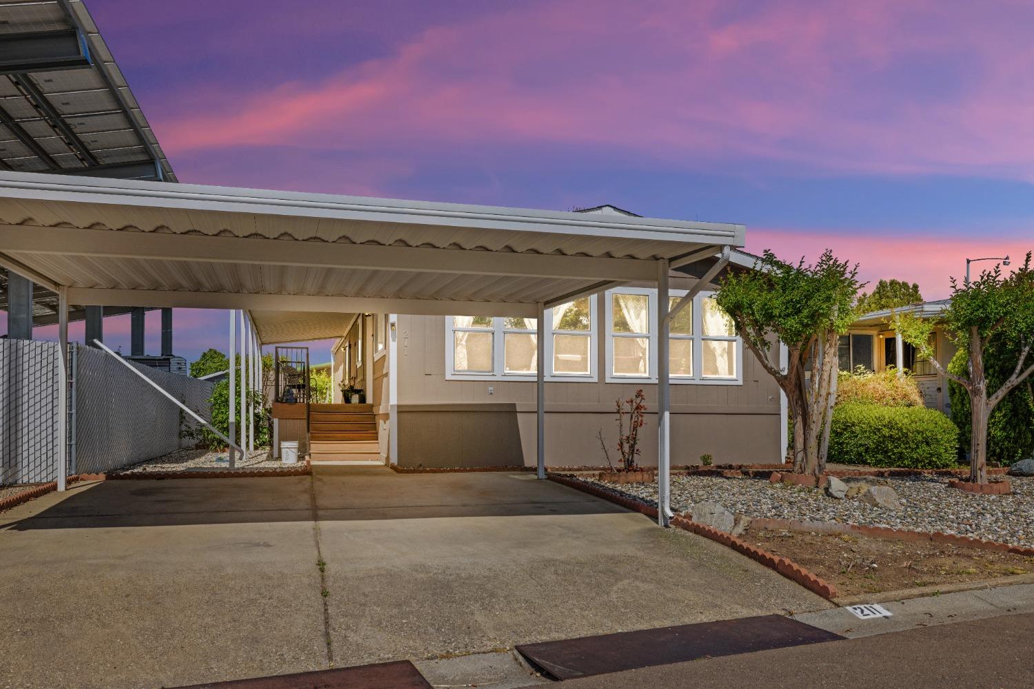 5505 South Grove St Unit 211  