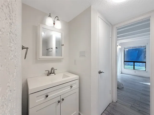 $899 | 5914 Lago Vista Way, Unit C25, Leander, TX 78645