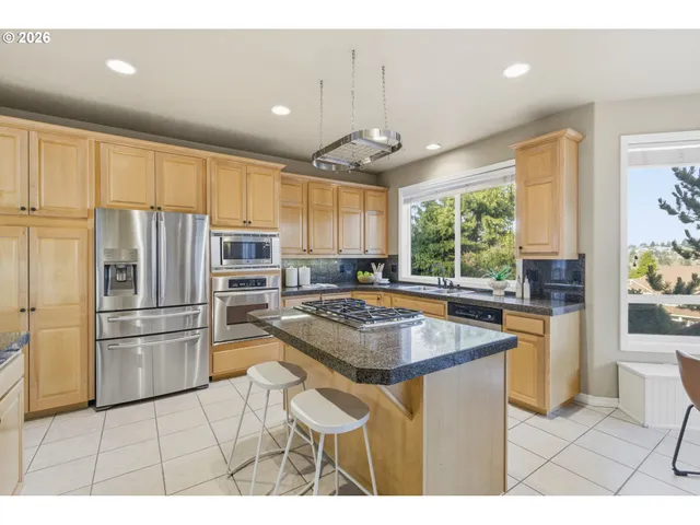 $729,000 | 11086 Southeast Rimrock Drive, Happy Valley, OR 97086