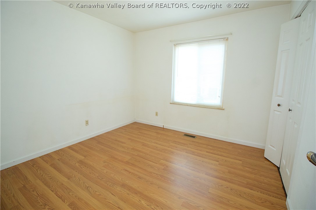 36 Teays Point Winfield, WV 25213 - Photo 20 of 32 Gallery Image 20