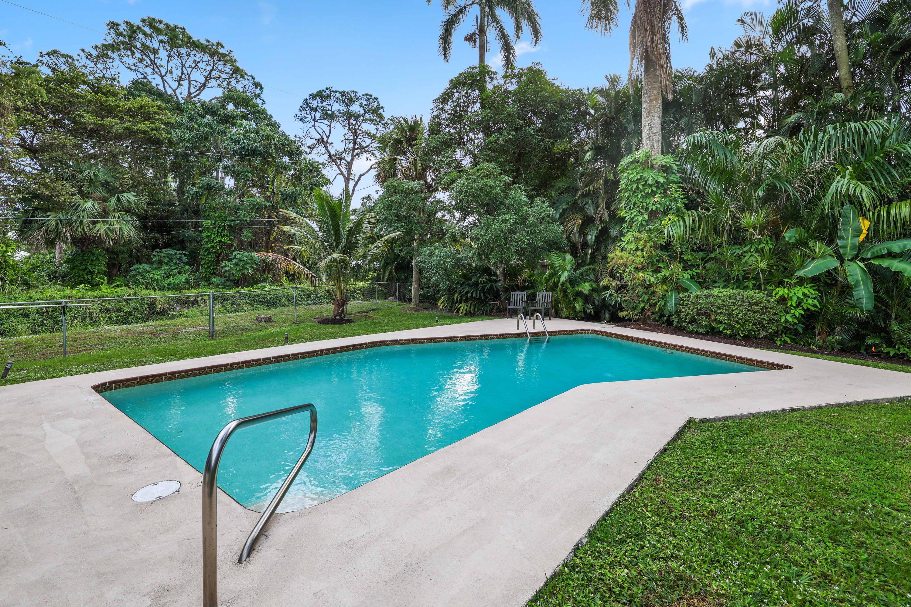 5554 Hibiscus Road Jupiter, FL 33458 - Photo 47 of 66 Pool