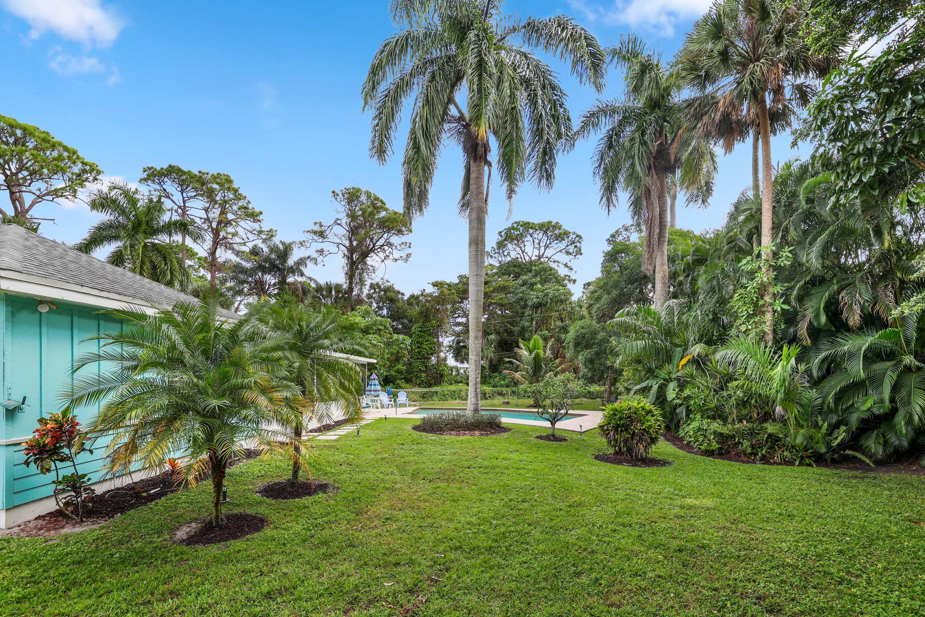 5554 Hibiscus Road Jupiter, FL 33458 - Photo 52 of 66 Backyard