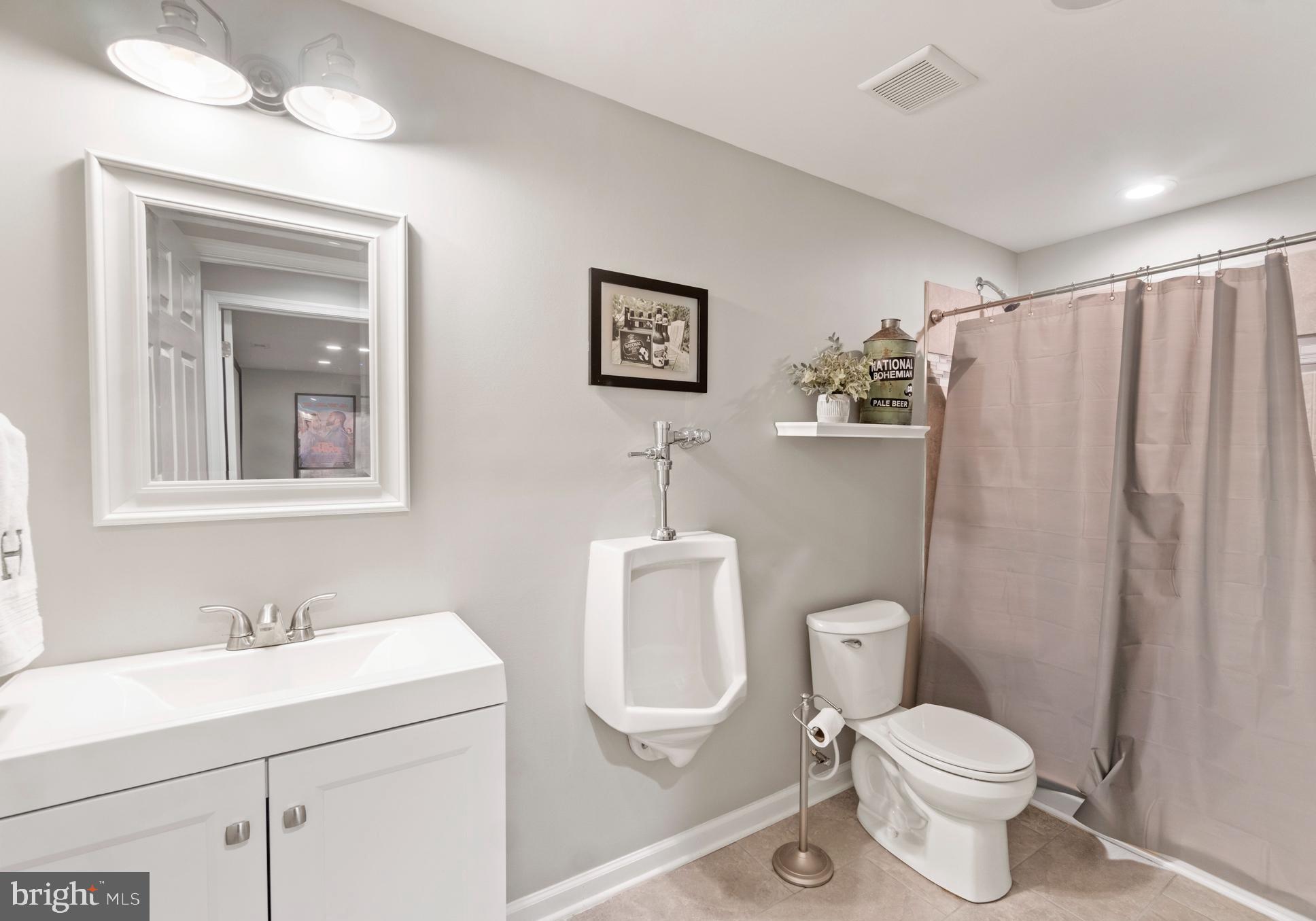 1357 Old Water Oak Point Road Pasadena, MD 21122 - Photo 45 of 50 Gallery Image 45