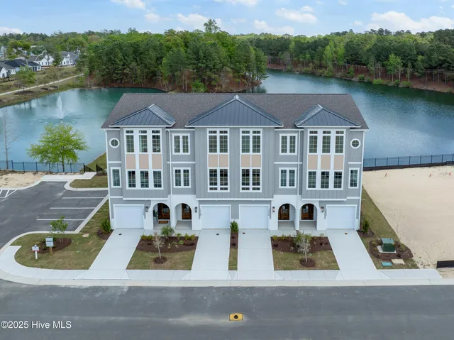 $499,990 | 2660 Alvernia Drive, Castle Hayne, NC 28429