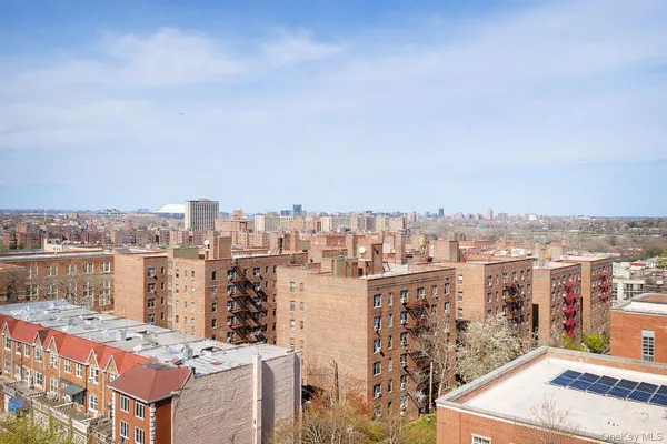 $409,000 | 64-34 102nd Street, Unit 9D | Rego Park