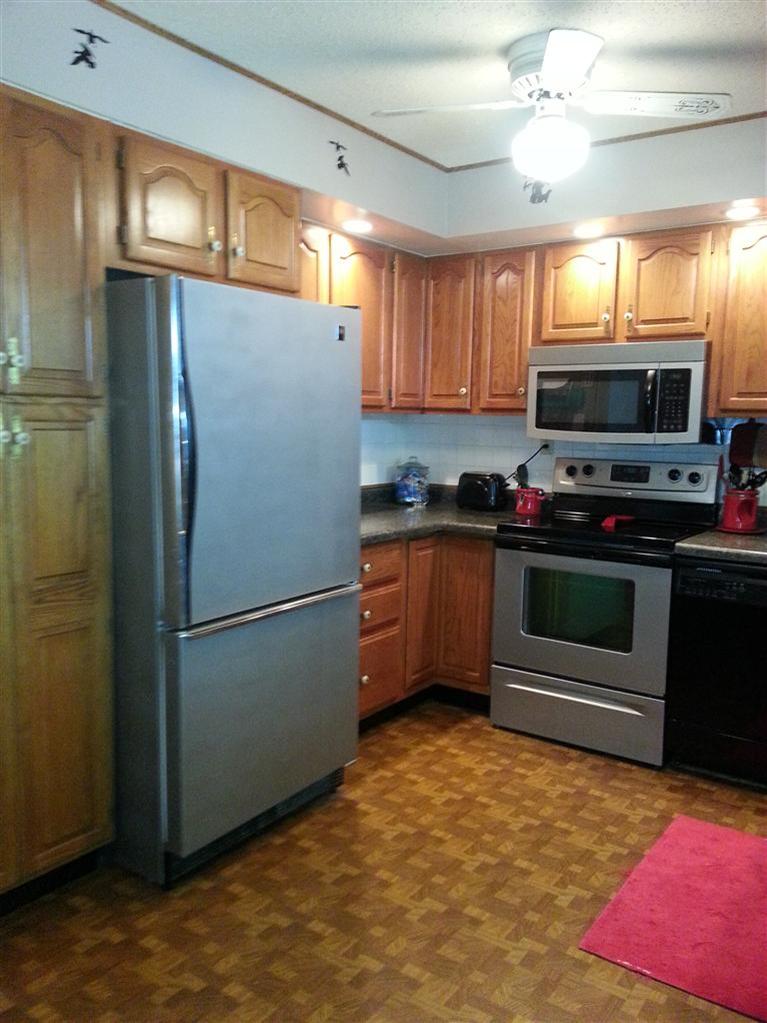 2340 Lafayette Terrace Clinton, IA 52732 - Photo 2 of 17