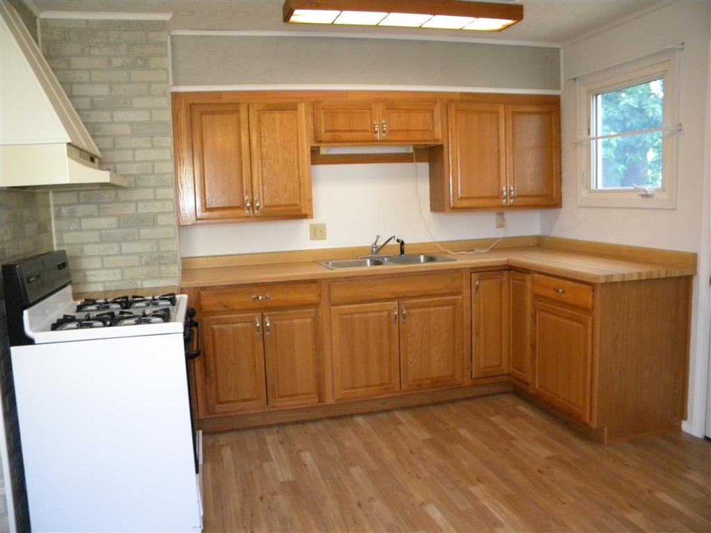 313 Kaskaskia Road Marquette Heights, IL 61554 - Photo 5 of 12 Gallery Image 5