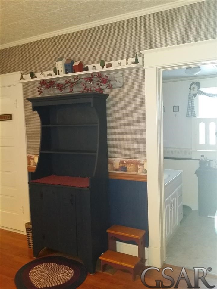 4504 Pittsburg Road Owosso, MI 48867 - Photo 11 of 31 31231231-10.JPG