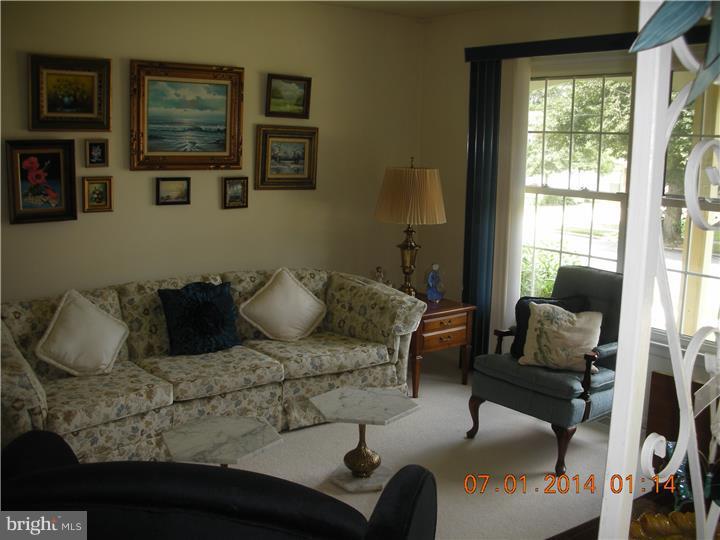 710 Chapel Road Cinnaminson, NJ 08077 - Photo 3 of 25