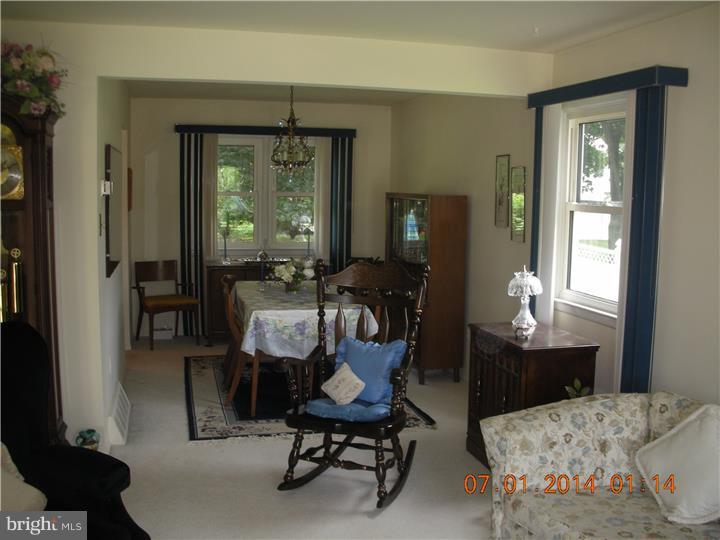 710 Chapel Road Cinnaminson, NJ 08077 - Photo 4 of 25