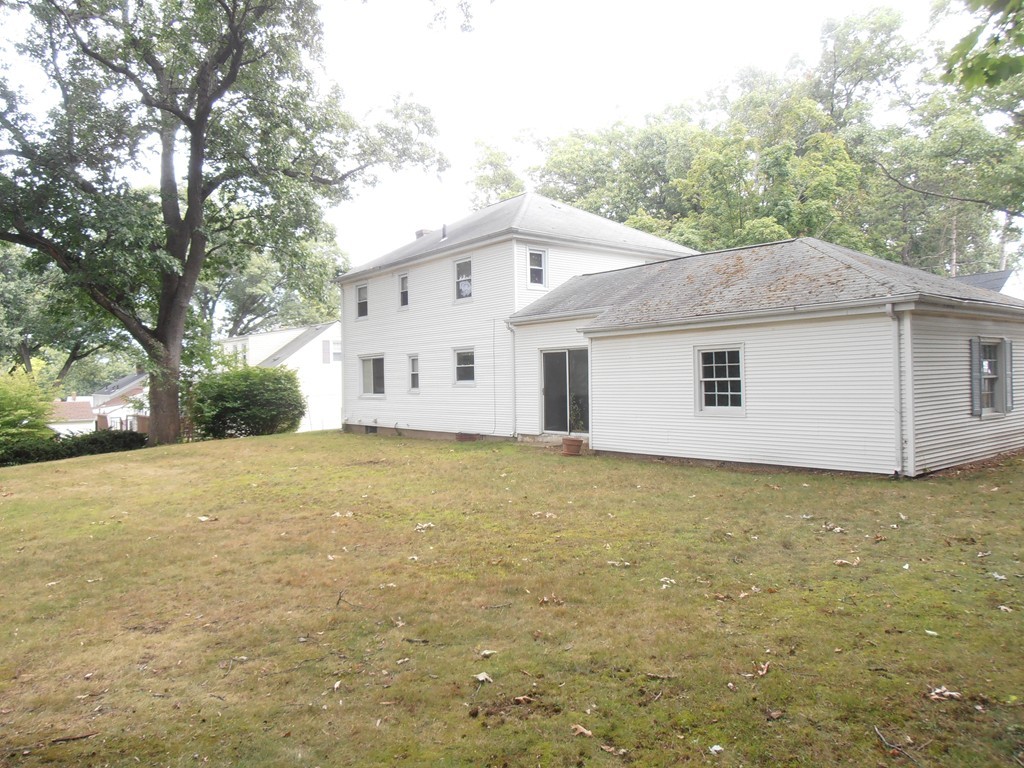 168 Emerson Street Springfield, MA 01118 - Photo 13 of 14