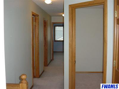10833 Summer Chase Road Fort Wayne, IN 46818 - Photo 8 of 12