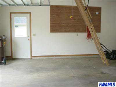 10833 Summer Chase Road Fort Wayne, IN 46818 - Photo 10 of 12