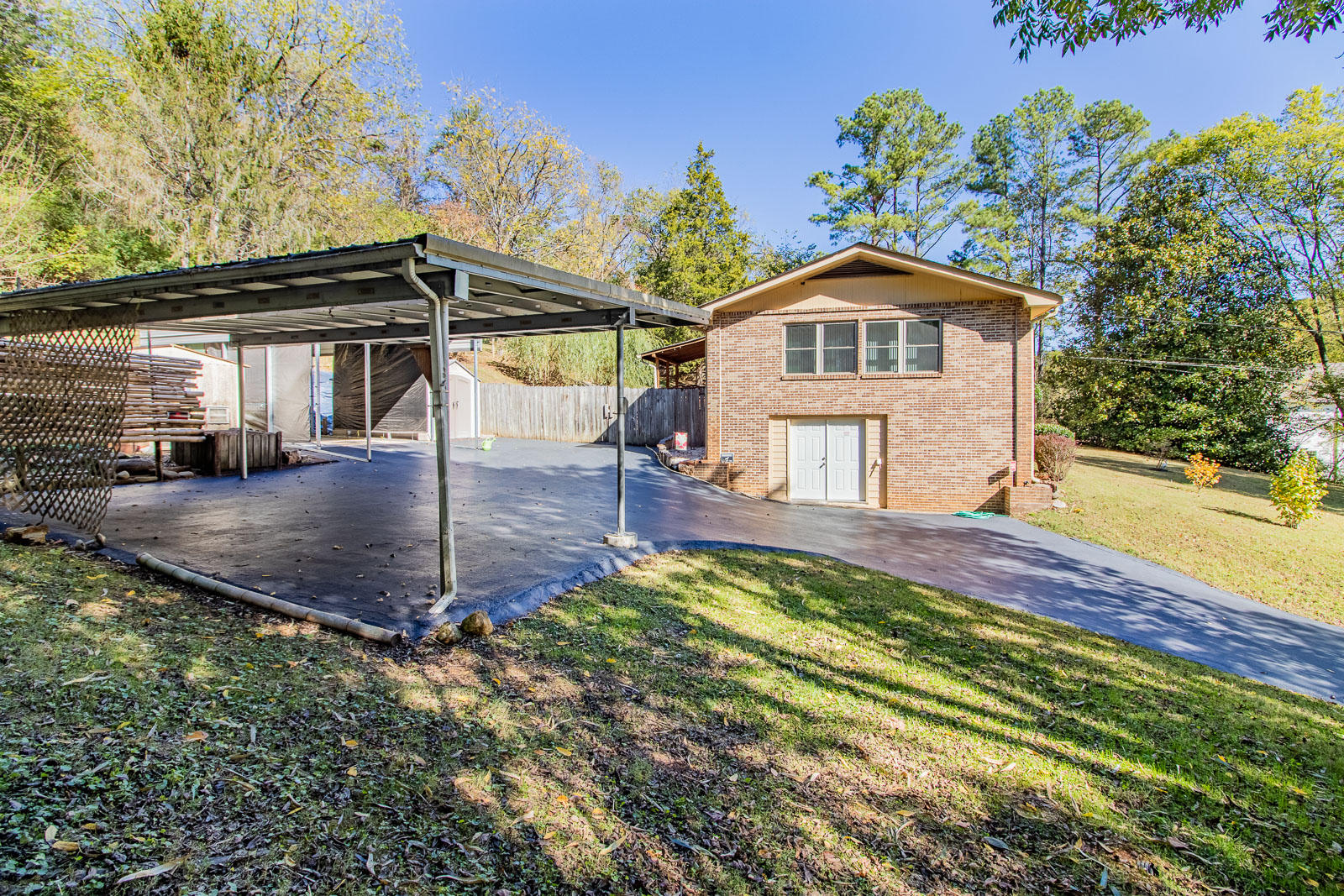619 Lullwater Road Chattanooga, TN 37405 - Photo 13 of 47 619-Lullwater-Low-Res-Photos-7