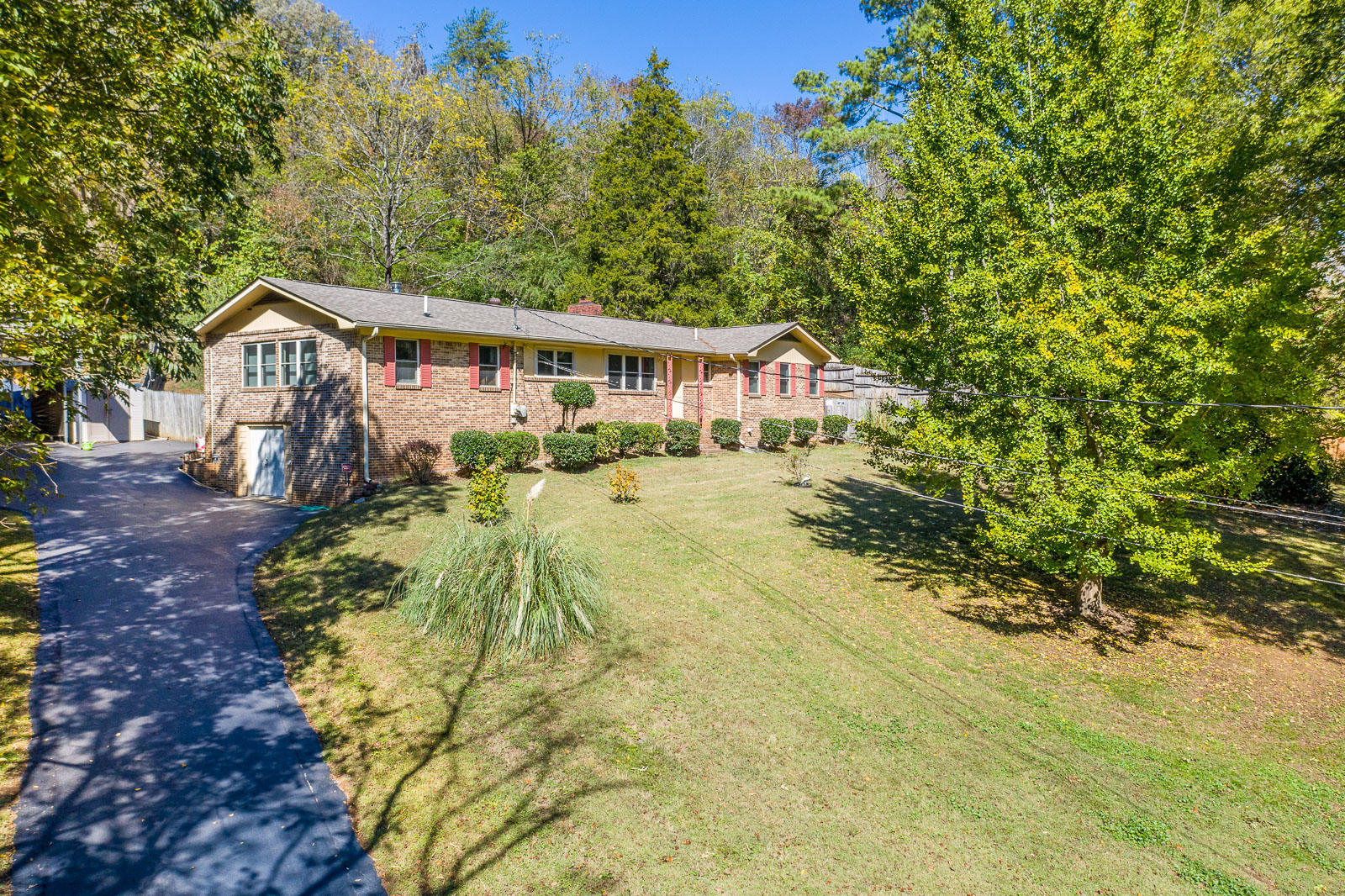 619 Lullwater Road Chattanooga, TN 37405 - Photo 2 of 47 619-Lullwater-Aerial-Low-Res-Photos-1