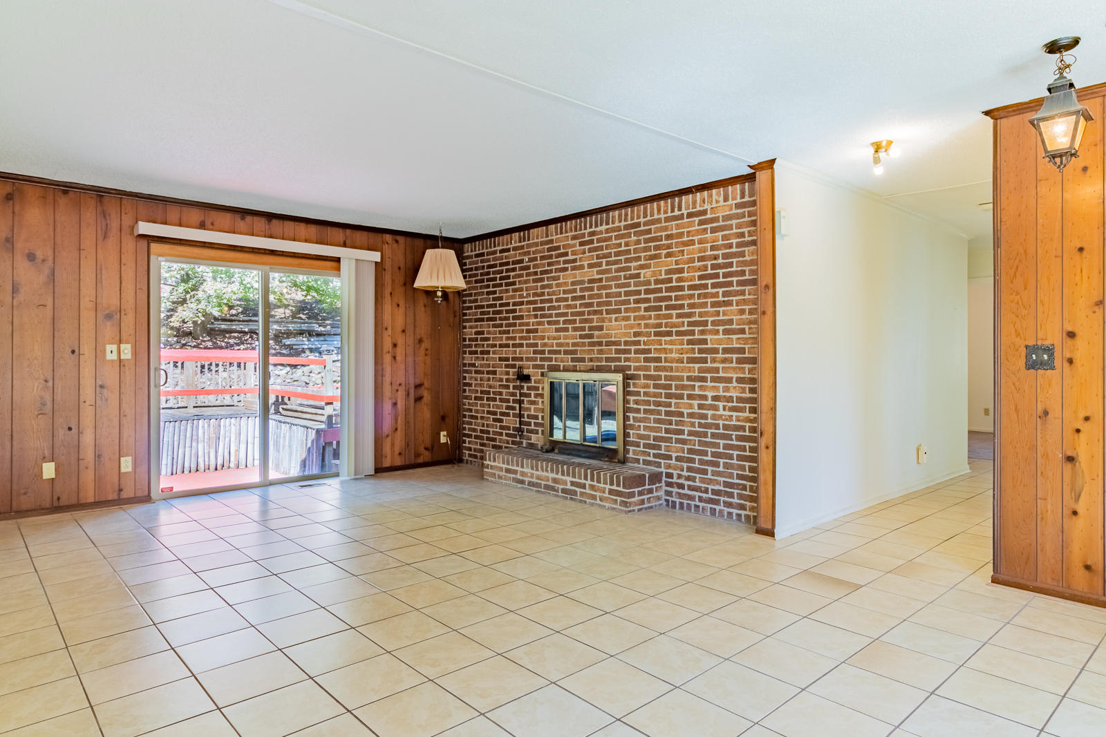 619 Lullwater Road Chattanooga, TN 37405 - Photo 26 of 47 619-Lullwater-Low-Res-Photos-20