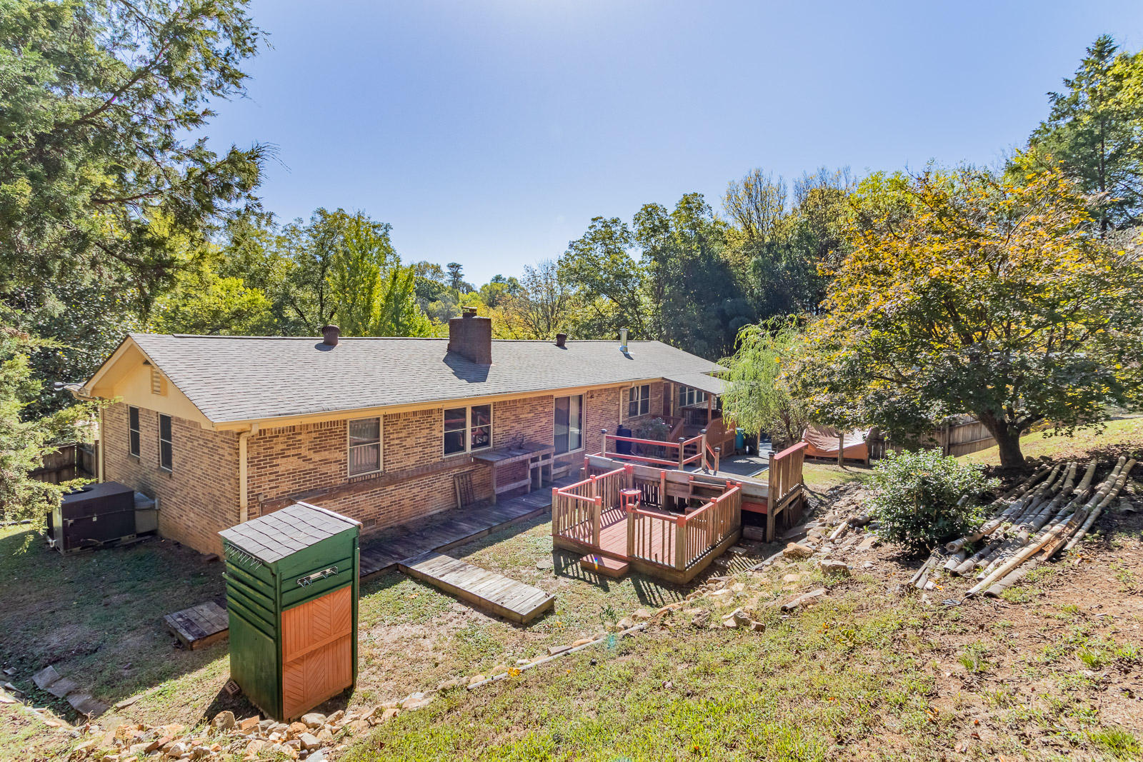 619 Lullwater Road Chattanooga, TN 37405 - Photo 43 of 47 619-Lullwater-Low-Res-Photos-37