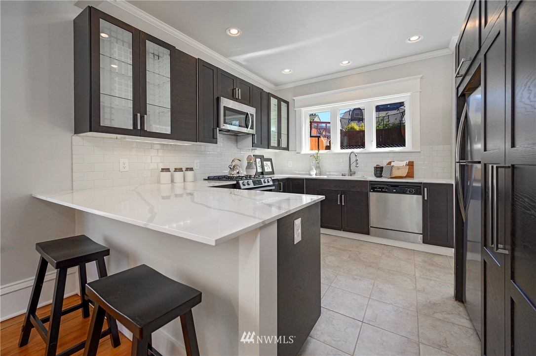 1421 North 48th Street Seattle, WA 98103 - Photo 8 of 24 Gallery Image 8