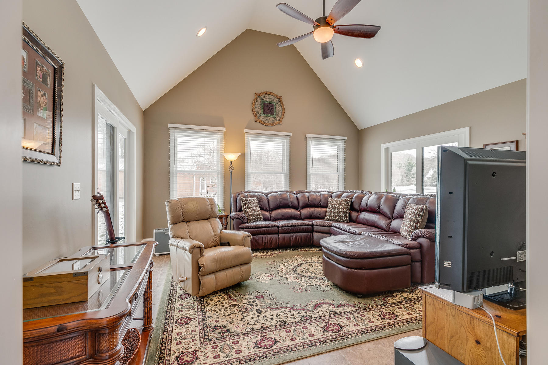 103 Marbleton Road Unicoi, TN 37601 - Photo 19 of 69 020