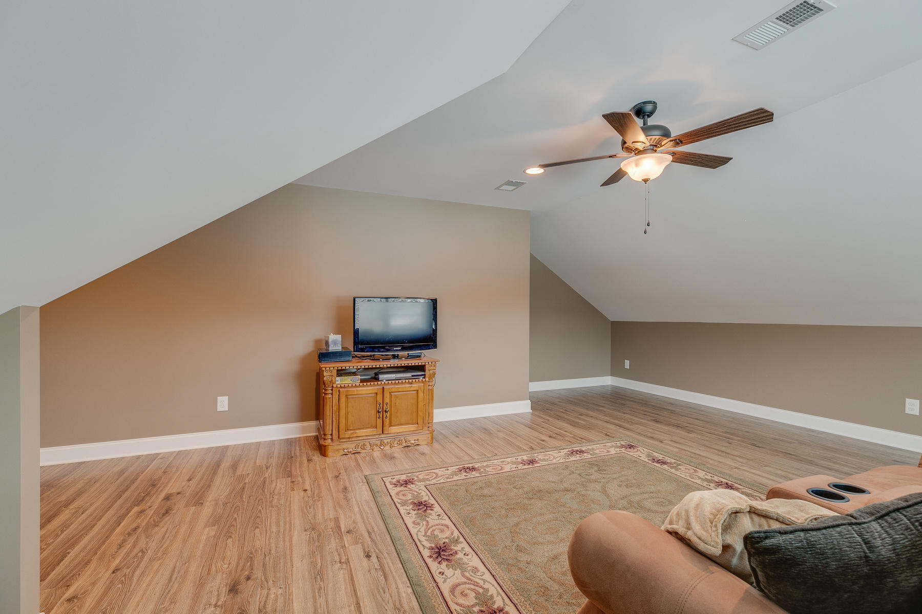 103 Marbleton Road Unicoi, TN 37601 - Photo 45 of 69 046