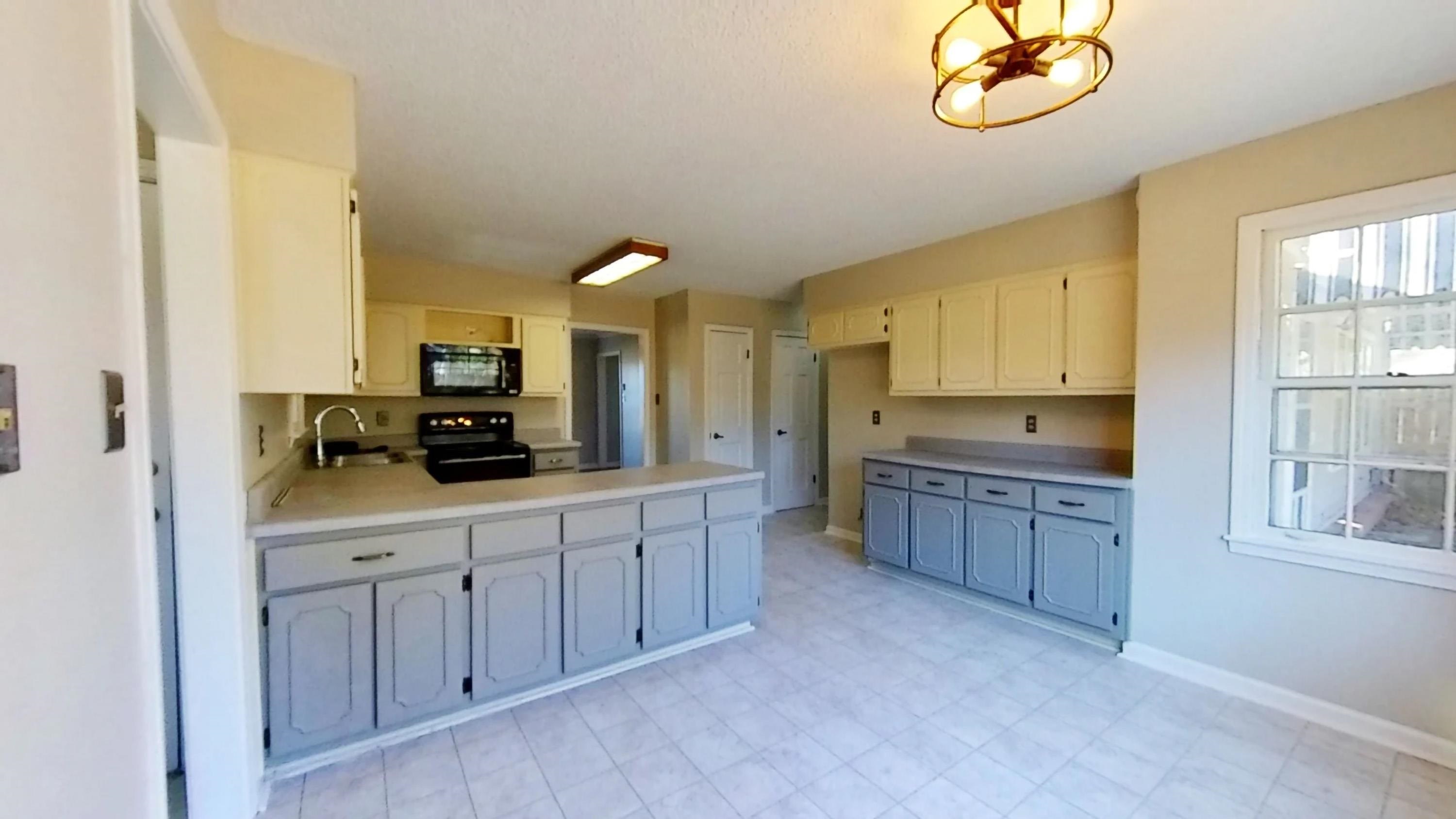 2066 Cordes Road Germantown, TN 38139 - Photo 7 of 36 Gallery Image 7