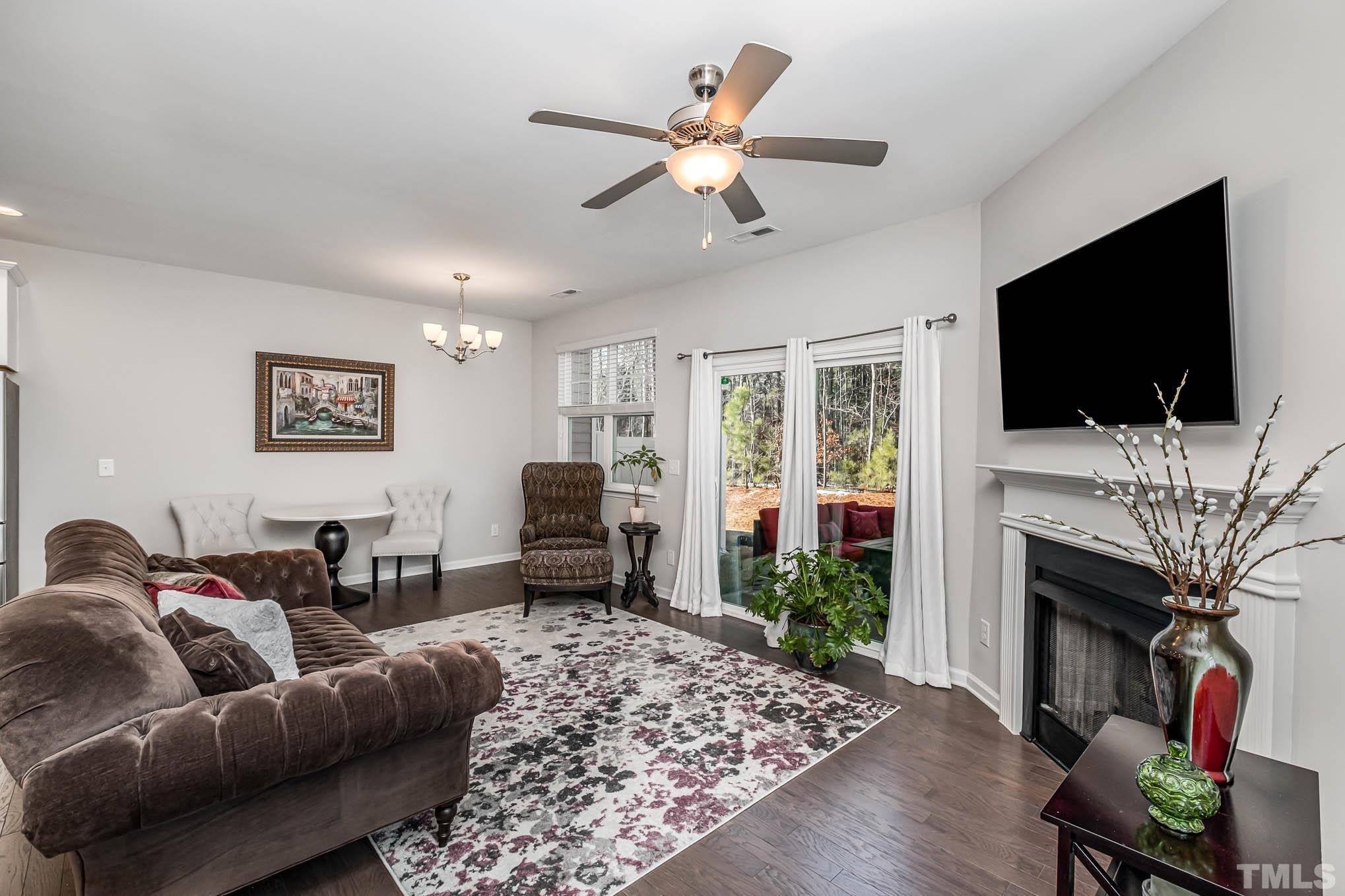 211 Zante Currant Road Durham, NC 27703 - Photo 8 of 26 Gallery Image 8