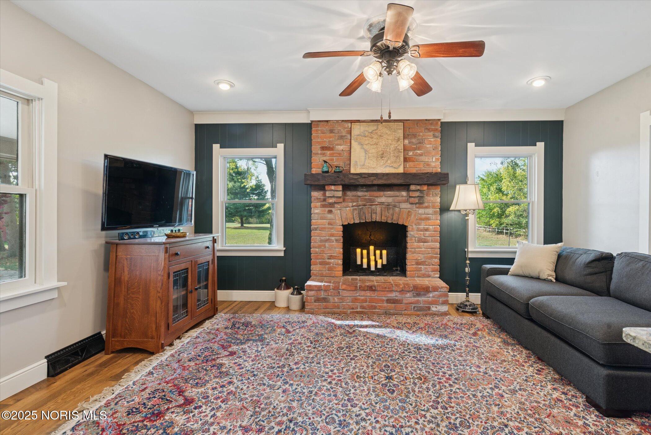 3044 Albon Road Monclova, OH 43542 - Photo 9 of 93 family room