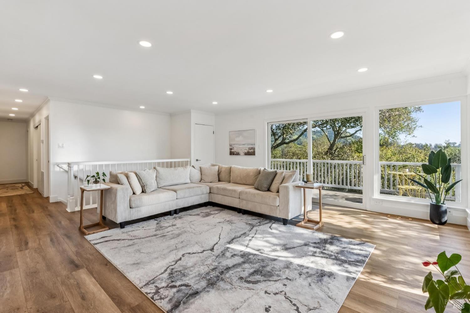 77 Coleman Drive San Rafael, CA 94901 - Photo 21 of 73