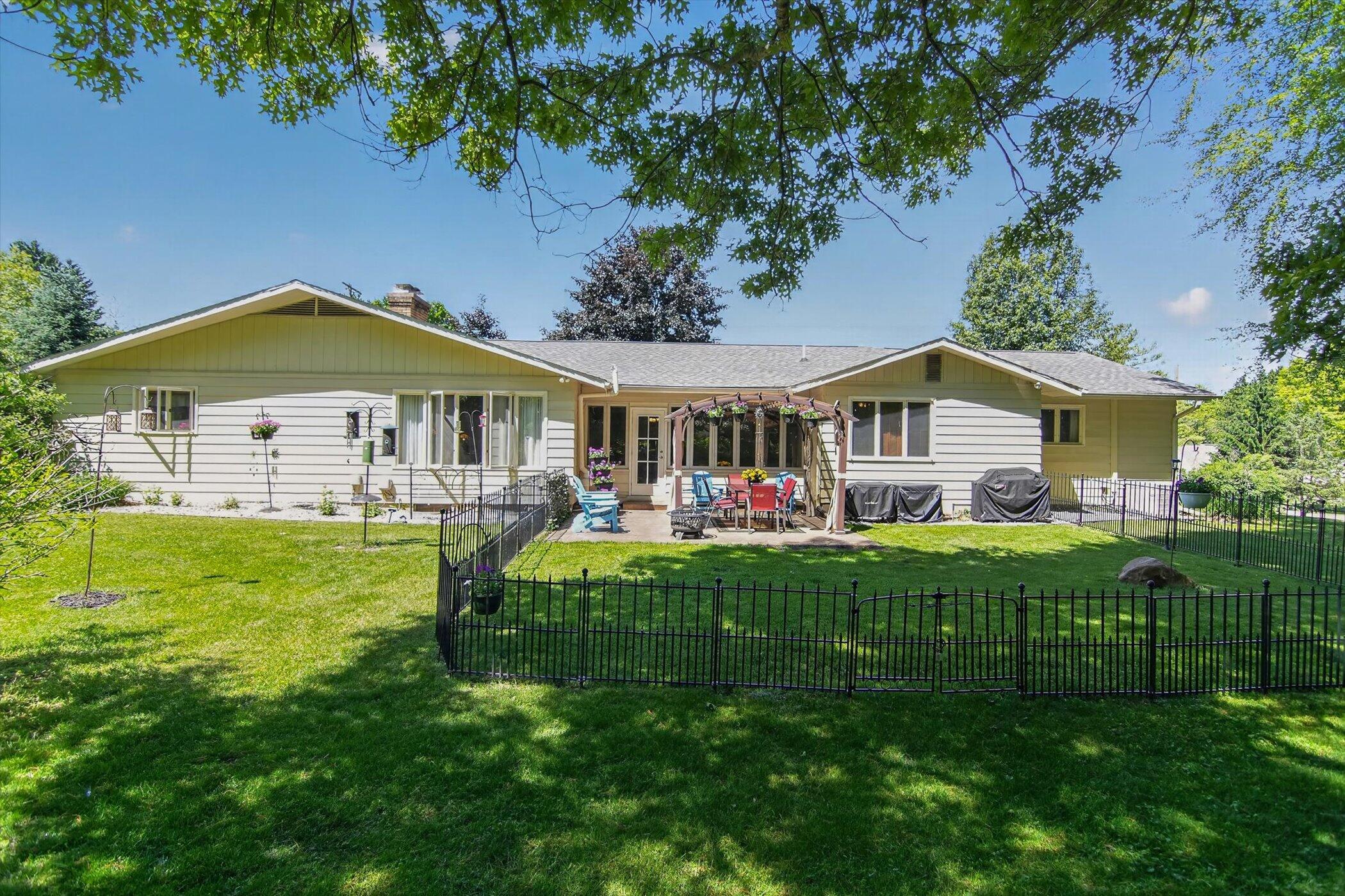 3831 Guest Road Jackson, MI 49203 - Photo 65 of 81 68-3831-Guest-Rd-Windowstill