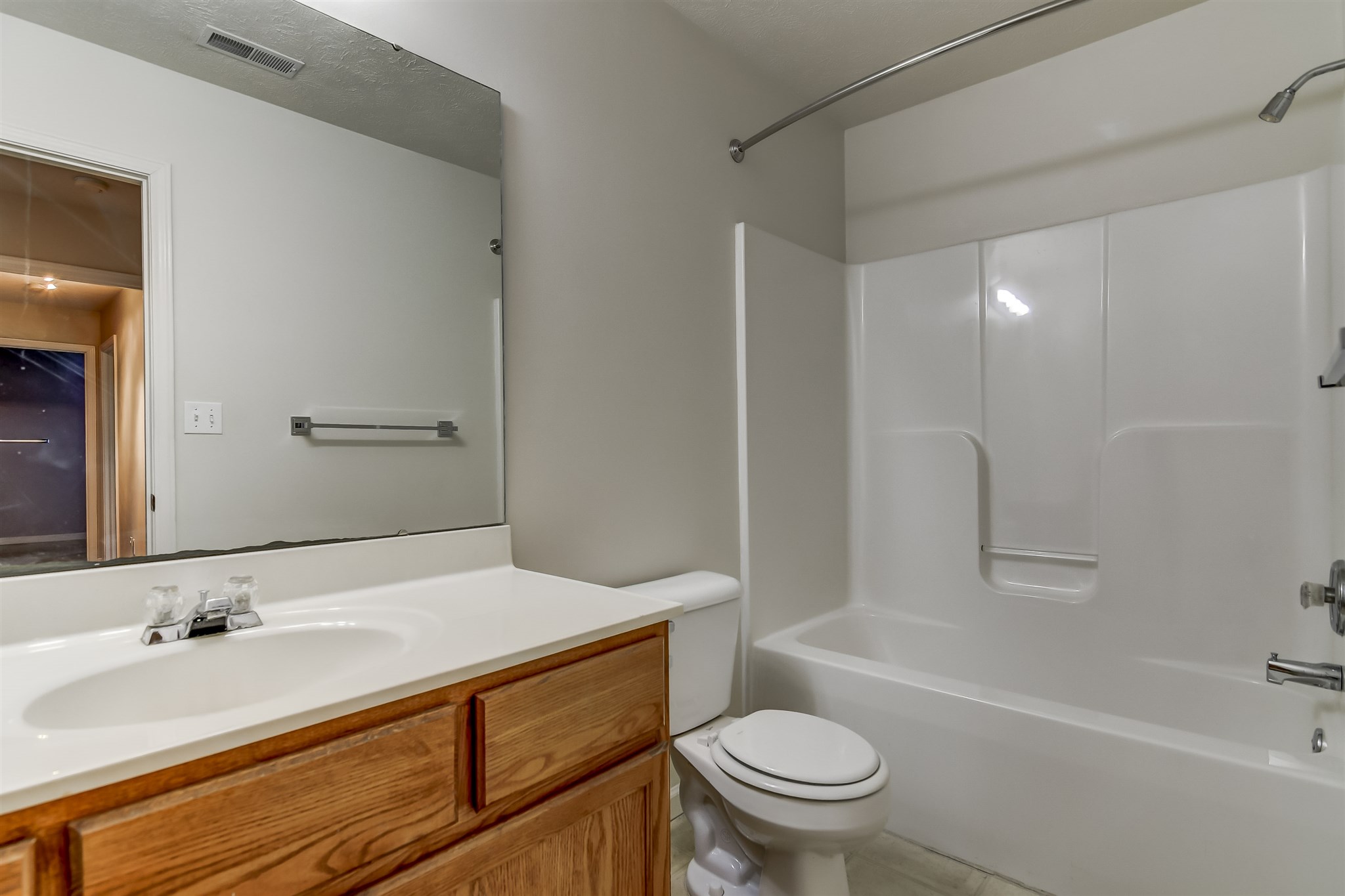 3704 Cranleigh Boulevard Springfield, IL 62712 - Photo 25 of 34 Gallery Image 25