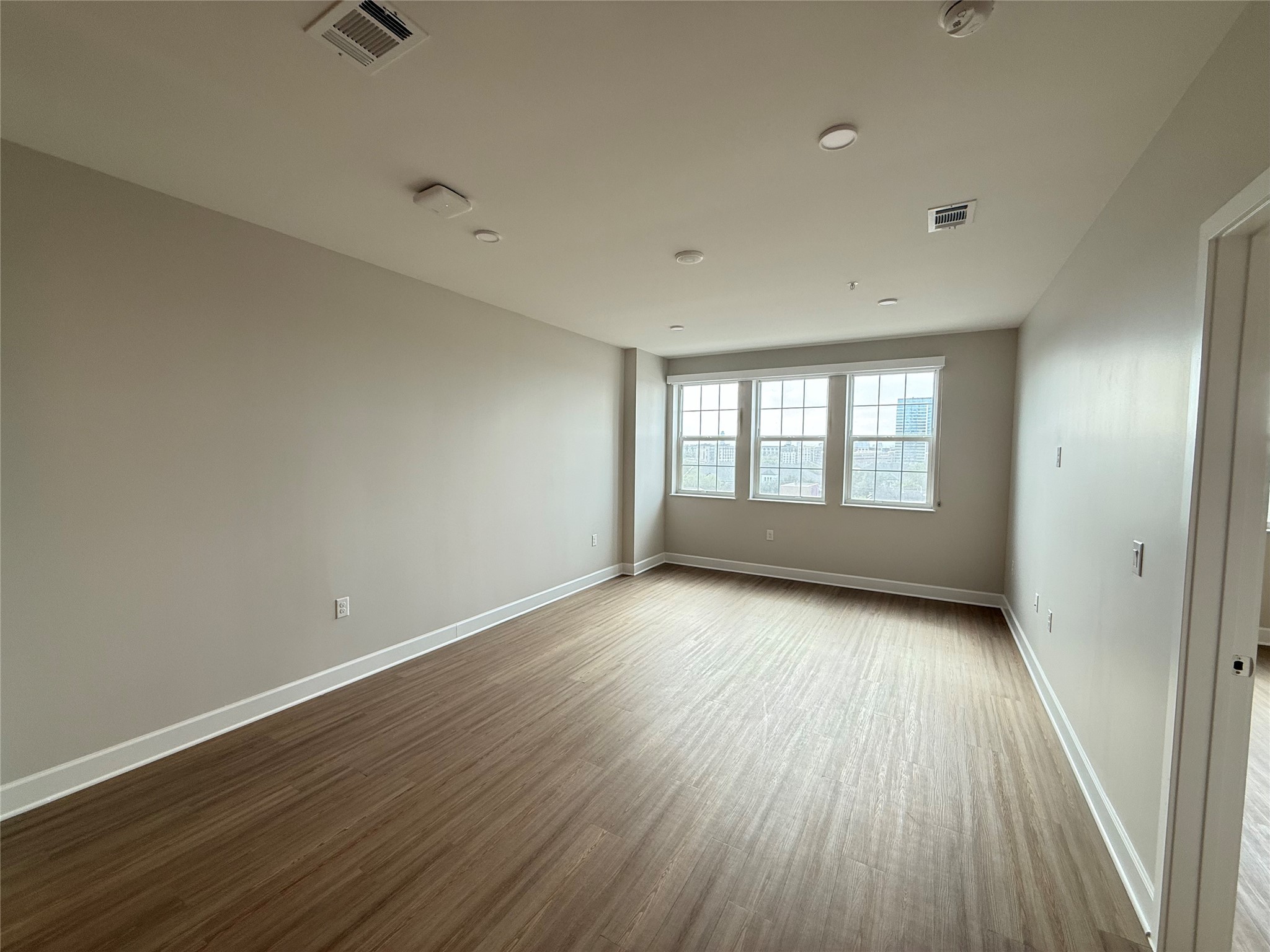 716 Waugh Drive, Unit A20 723 Houston, TX 77019 - Photo 5 of 12