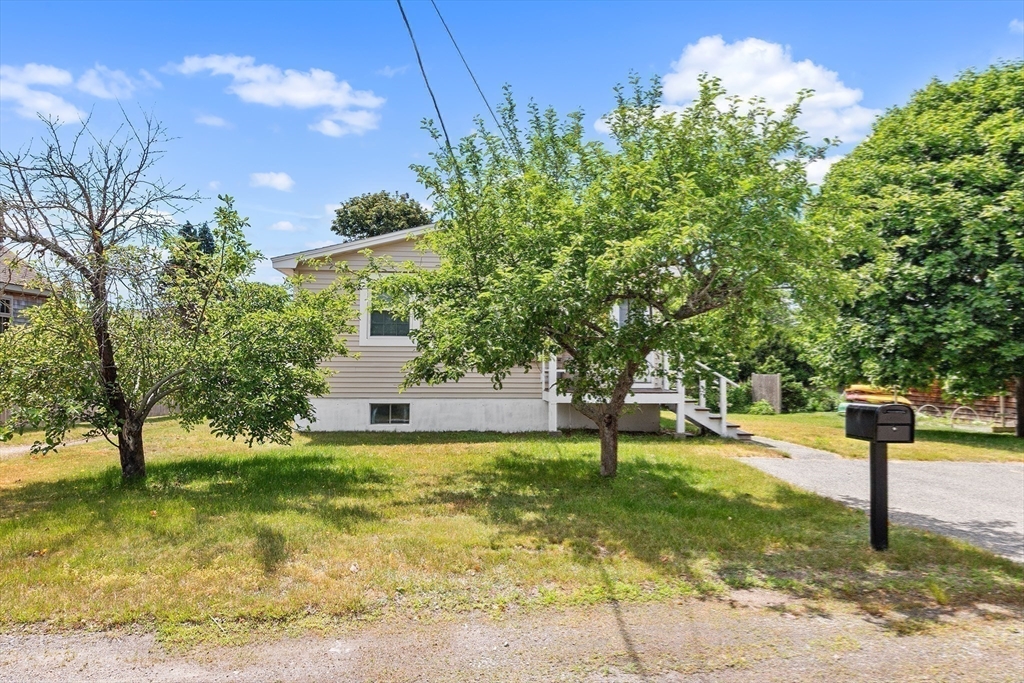 5 Field Road Gloucester, MA 01930 - Photo 25 of 29
