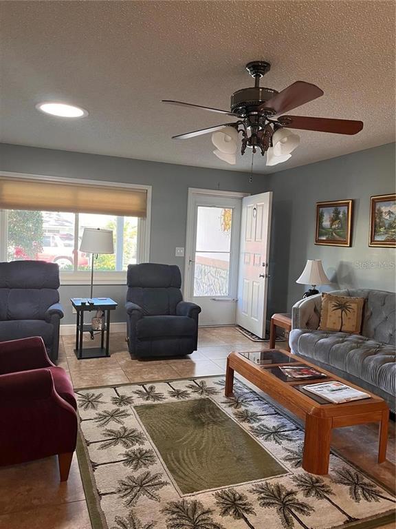 8757 Southwest 97th Lane Road, Unit C Ocala, FL 34481 - Photo 5 of 21