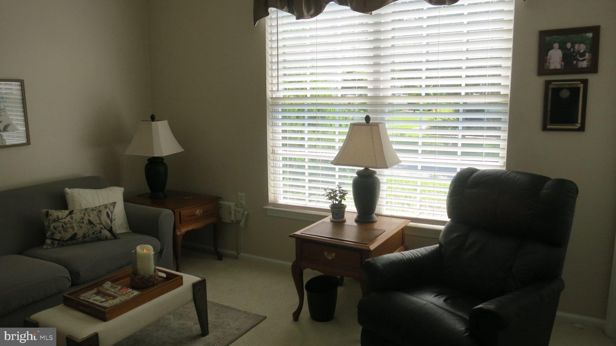 25 Chickadee Way Hamilton, NJ 08690 - Photo 14 of 26 a living room with furniture and a window