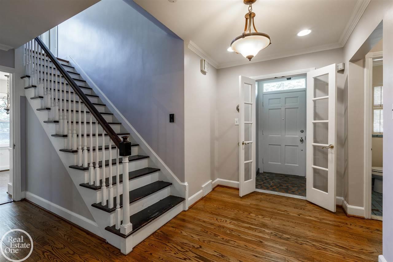 75 Handy Road Grosse Pointe, MI 48236 - Photo 4 of 46 50047805-3.JPG